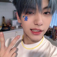 半夜爬下水道被蟑螂发