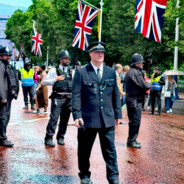 大英警察进来咯