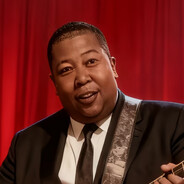 温都尔汗在下雨