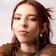 В ПОДОДЕЯЛЬНИКЕ