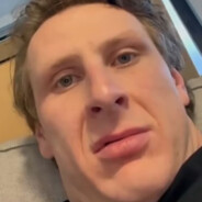 唯有热爱可抵岁月漫长"