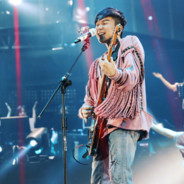 卢本伟煲脾巨臭