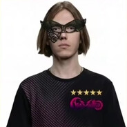 Ave Mujica的donk本人