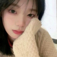 我见青山多妩媚