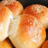 黄油蜂蜜小餐包