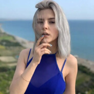 Блондинка с OnlyFans