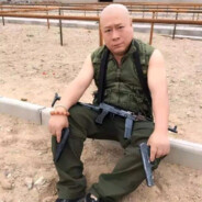 AAA军火批发商龙哥