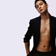 握住令堂的胸 然后