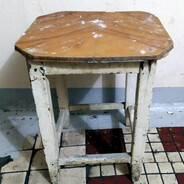 Табурет Слюнявый