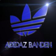 Christoffer i Adidas