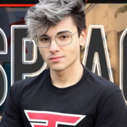 小枪一马没有身法，重伤倒地但还活着