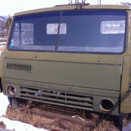 Ломаю кабинки)