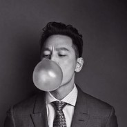 烫头的小周同学