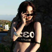 凌晨十二点刘易斯草丛