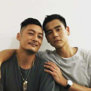 北海的水淹没了墓碑