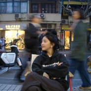 下雨带刀不带伞