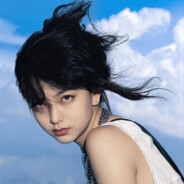 缓缓飘落的枫叶像思念