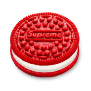Supreme - steam id 76561199224706789