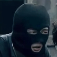 墨屿依旧在摸鱼