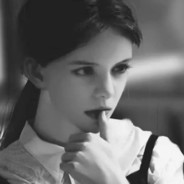 我不微笑你别闹