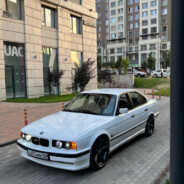 ็E34 525i