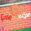 SCHMEICHEL ER EN MUR