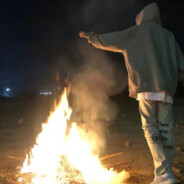 别抢我的小毯子