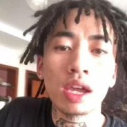 放下枪不能保护你 拿起枪你说我马的一匹