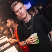 ✪ Tey1orzandoGames™