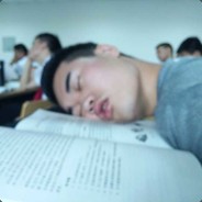 戴草帽的墨镜男孩