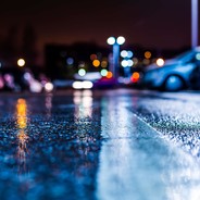 柒泣风尘听心雨丶