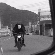 凭栏泪眼妒寒轮