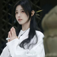 她喝拿铁加半糖