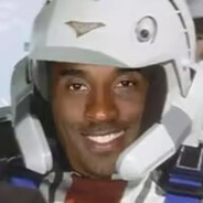 胜利飞燕号第一驾驶员