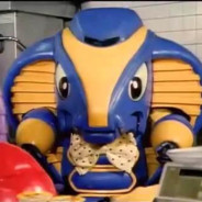 蟑螂恶霸觉得你很漂亮