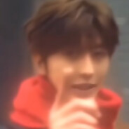 见我亦須尽低眉