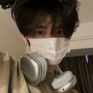 护城河边也没有简薇