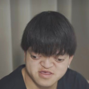 黑暗里涌动的臭蛆