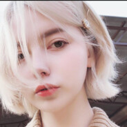 绮席凝尘 香闺掩雾