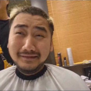 白给少年汤某人