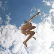 牛奶巧克力小笨比