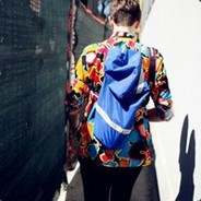 啦啦灬禽兽鸿哥灬