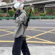 按[E]召唤反抗军