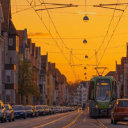 猛踹瘸子好腿lll