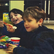 手真的好冷。。