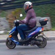 grzesiek na skuterku skins.army