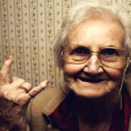 Бабуля на драйве