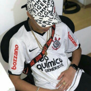 KARIM QUI VOLE