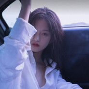 妹妹说是晒黑的