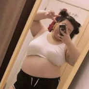 我是D罩杯，但我很自卑